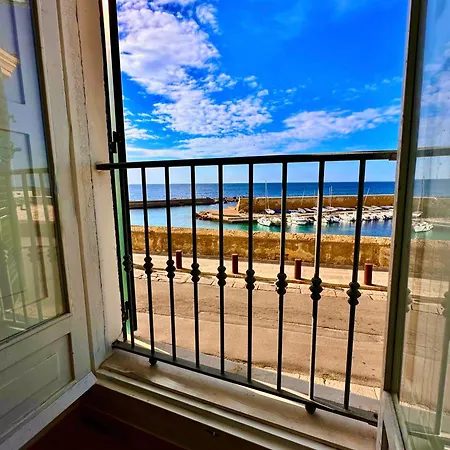 Holiday home Raffaello Sunset House